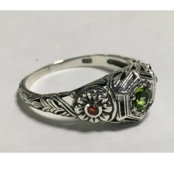 Vintage Edwardian Style Sterling Peridot Opal Ring. Size 6 - Picture 2 of 4
